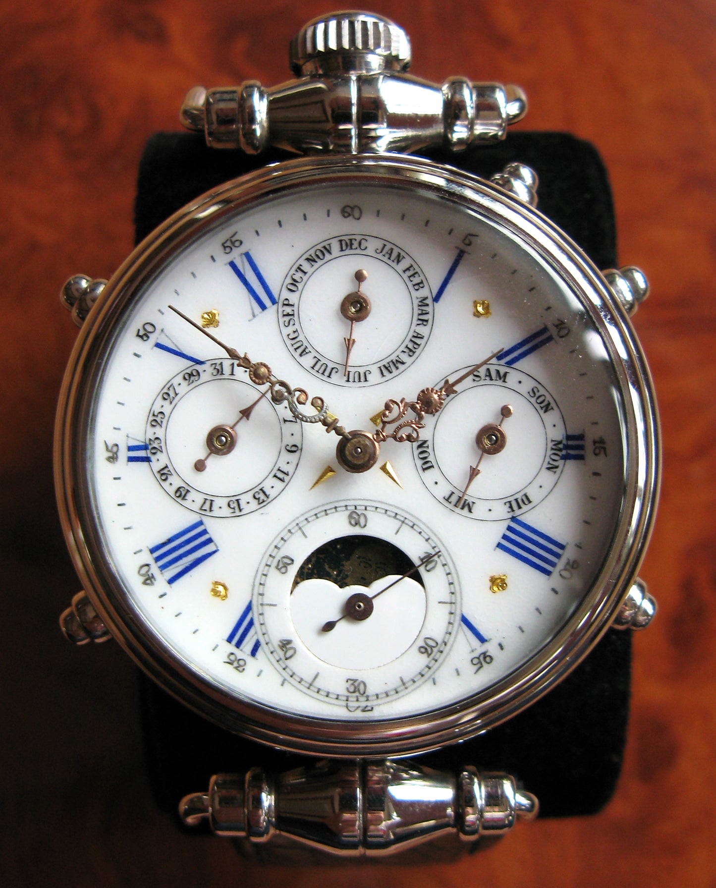 Antique Vacheron Constantin Perpetual Moon Phase exquisite watch.